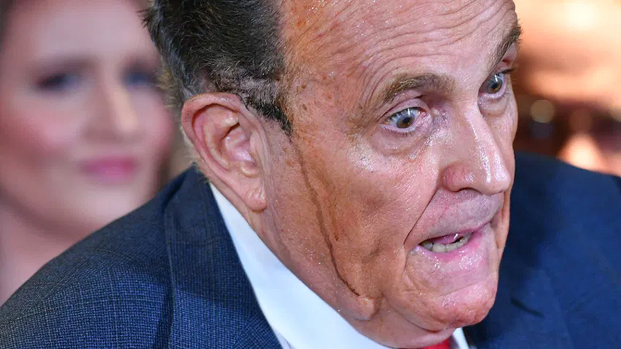 Rudy Giuliani attacked by msn